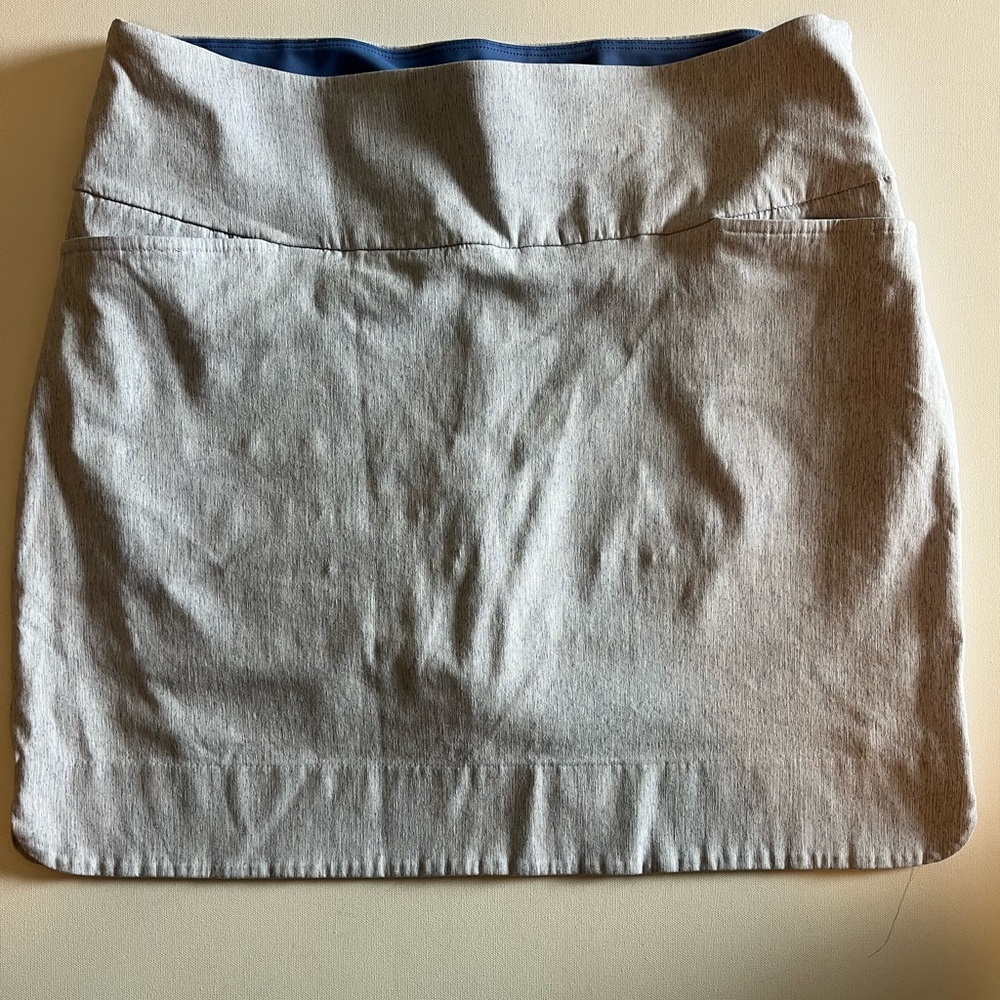 S.C. & Co. Woman’s Grey Pencil Skirt w/Shorts XL